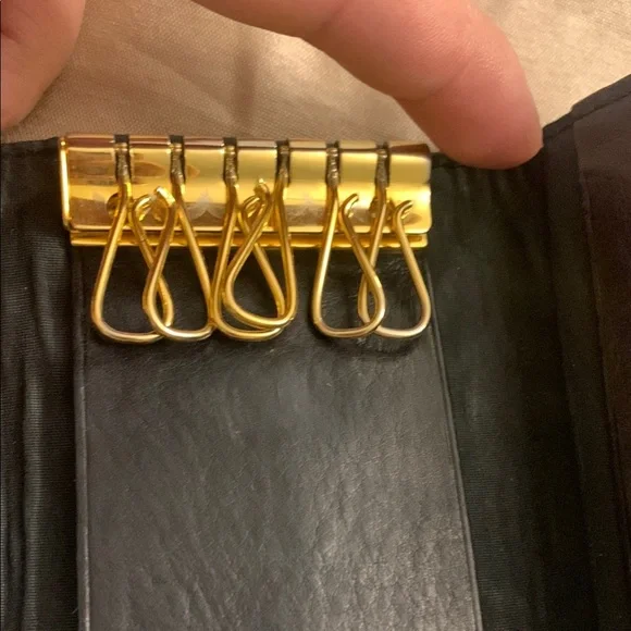 Chanel Black Key Card Holder with Iconic CC Logo hard to find EUC Authentic - Picture 4 of 14